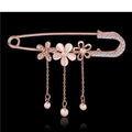 gold floral hijab pin brooch muslim scarf pin safety pin style hijab accessory pearl flower design elegant modest fashion pin for women
