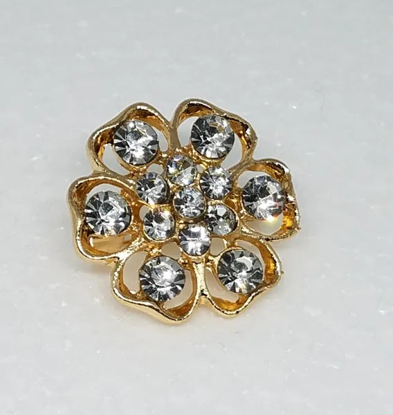 Gold crystal flower hijab brooch pin with rhinestones, elegant floral scarf pin accessory for securing hijab, decorative modest fashion brooch for scarves and shawls
