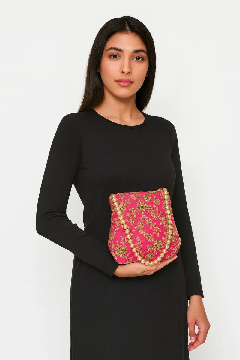Pink embroidered clutch bag for women, ethnic floral hand pouch purse, modest fashion evening clutch, small decorative handbag for special occasions